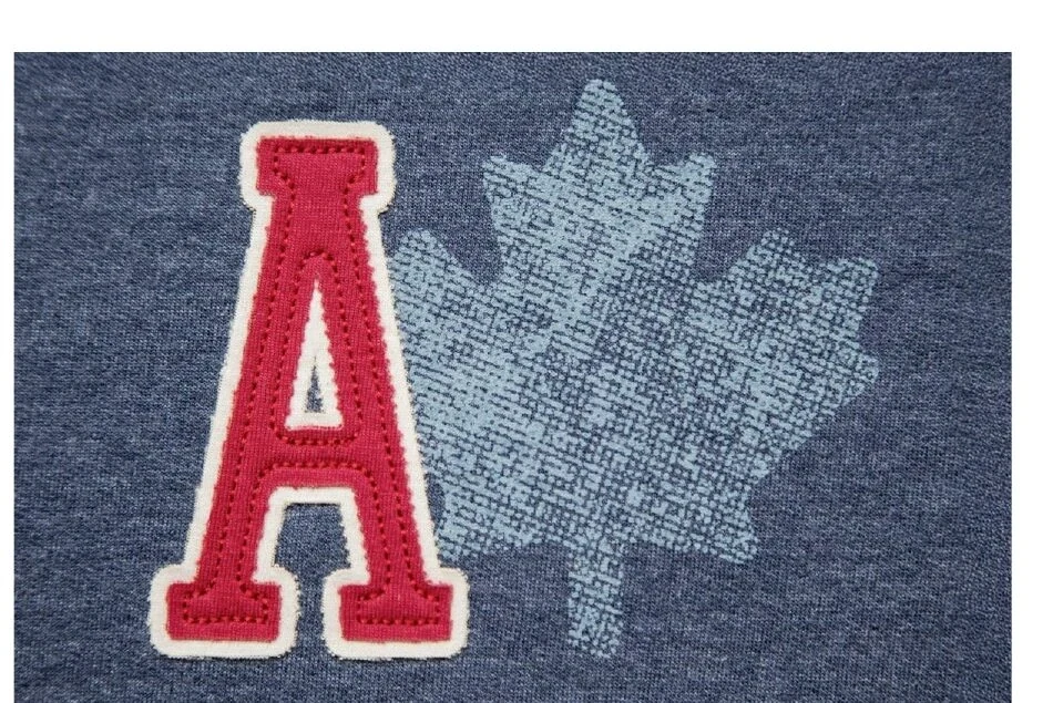 Appliqué combiné à une sérigraphie