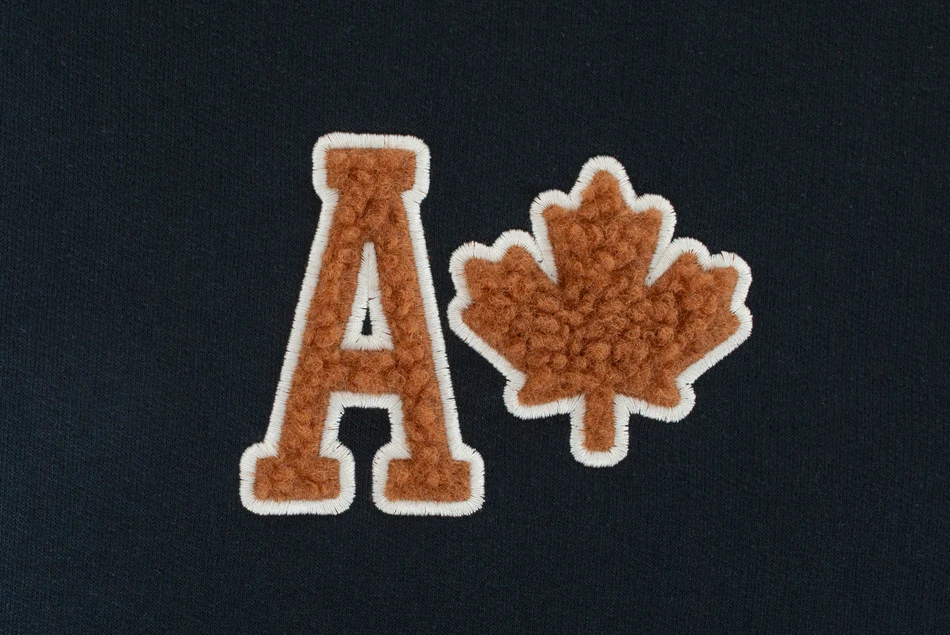 Appliqué faux chenille avec finition satin